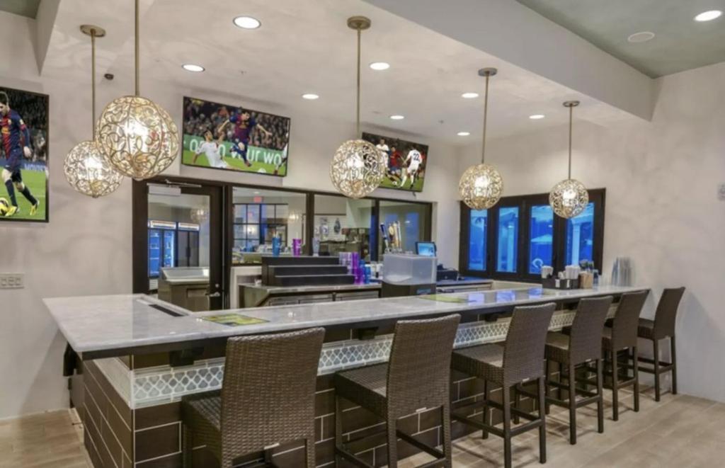5 Bedrooms - 4,5 Bathrooms - Windsor At Westside 8928 Sa Orlando Exterior foto