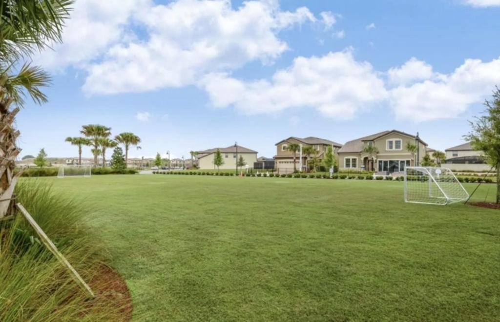 5 Bedrooms - 4,5 Bathrooms - Windsor At Westside 8928 Sa Orlando Exterior foto
